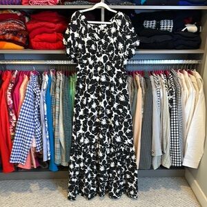 Nine West | Dresses | Nine West Blackwhite Floral Short Sleeve Back Zipper Maxi Dress Size S | Poshmark Nine West | Dresses | Nine West Blackwhite Floral Short Sleeve Back Zipper Maxi Dress Size S | Poshmark